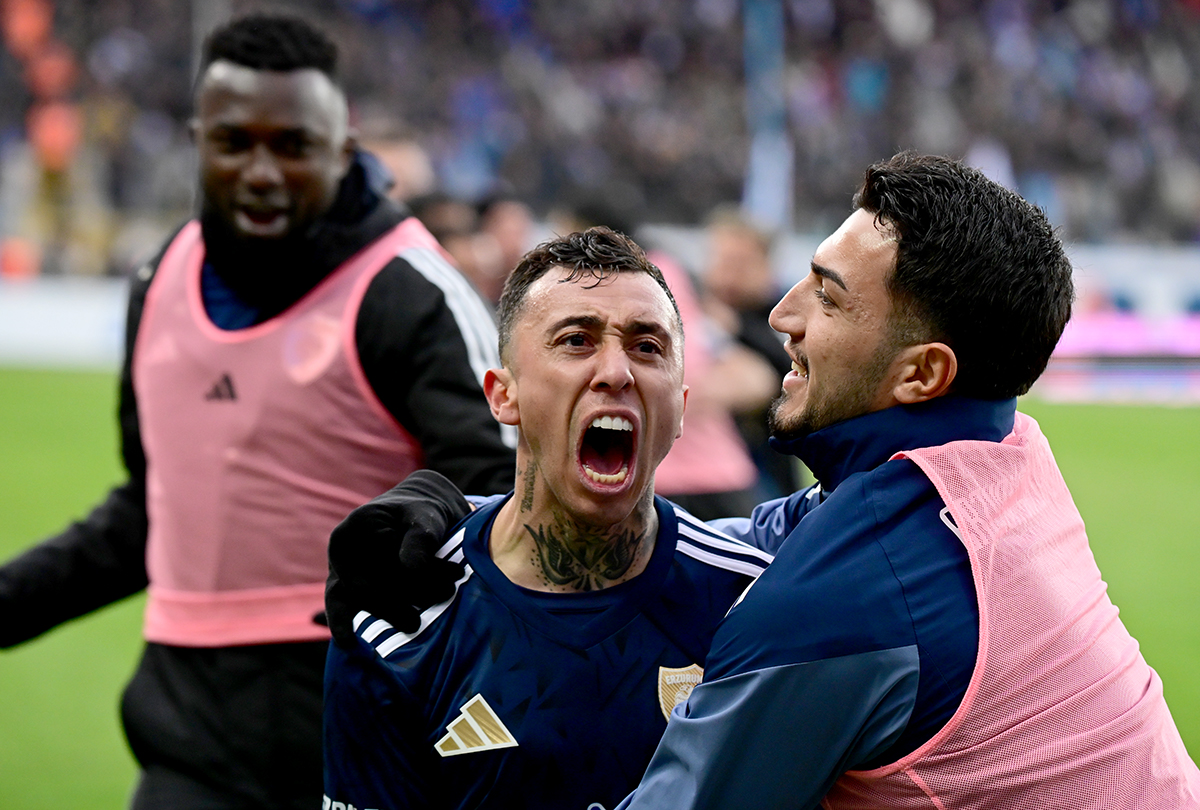 Aslan gibi kükredi!