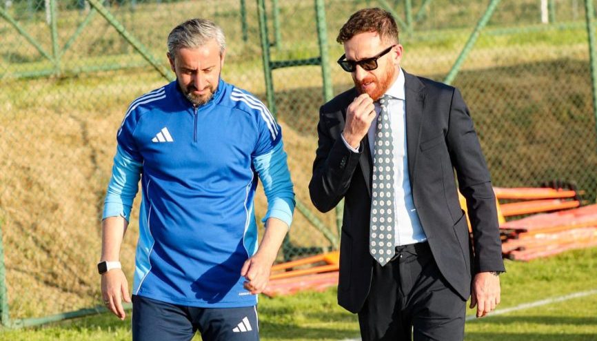 Özbalta: Gelecek için transfer yapıyoruz