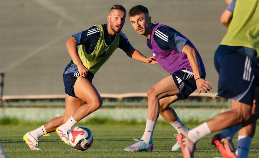 Özbalta: Oyuncuların fedakârlığı şart!